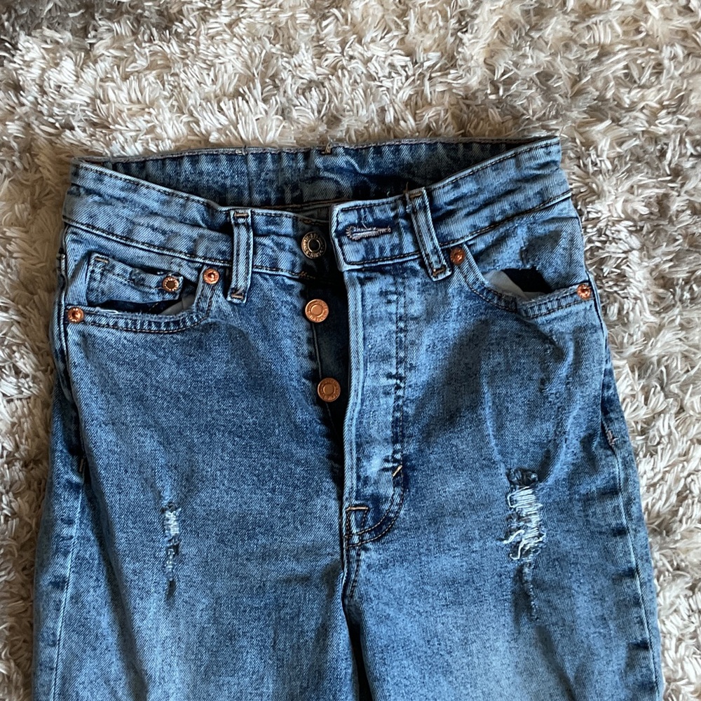 H&M Mom Jeans High-Waisted Blue Jeans - Picture 2 of 6